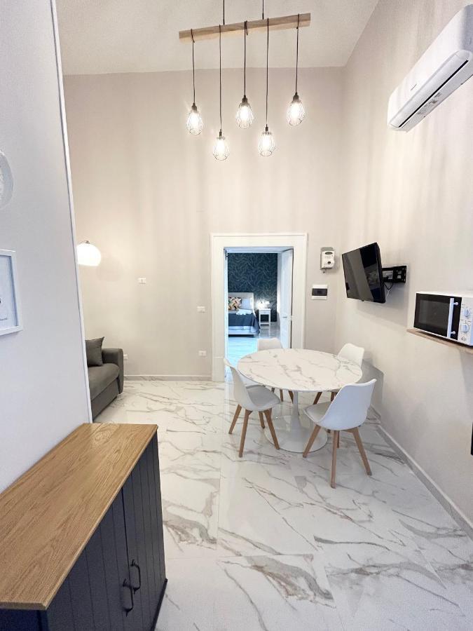 Naples Apartment Plebiscito Buitenkant foto